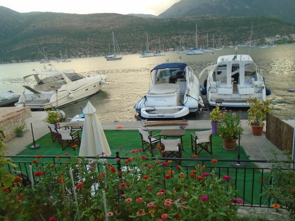 Stella 'S Sea Front Apartments Yénion المظهر الخارجي الصورة