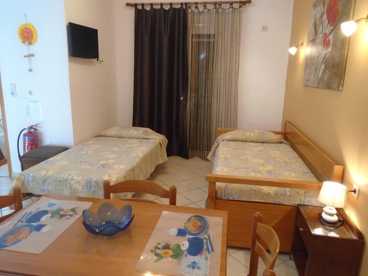 Stella 'S Sea Front Apartments Yénion المظهر الخارجي الصورة